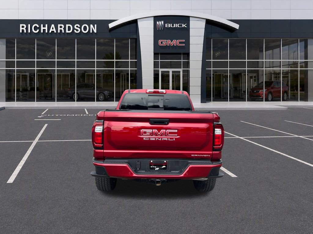 Used 2025 GMC Canyon Denali AWD/4WD image 4