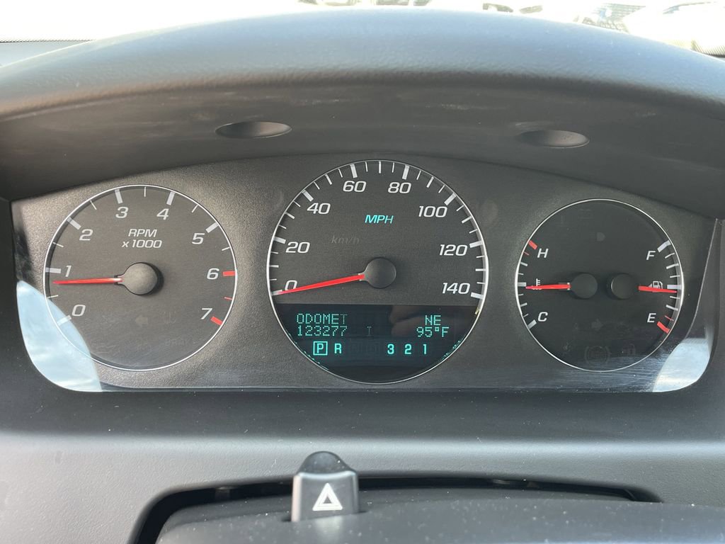 Used 2008 Chevrolet Impala LTZ image 27