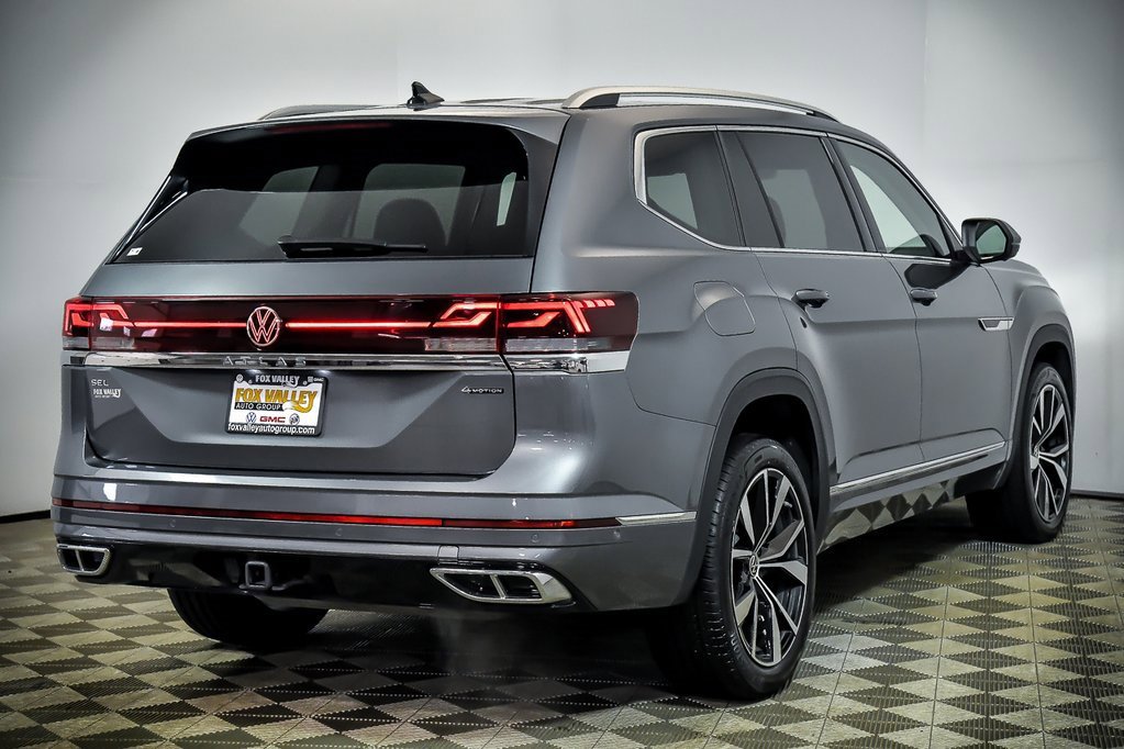 Certified 2025 Volkswagen Atlas SEL Premium R-Line image 6