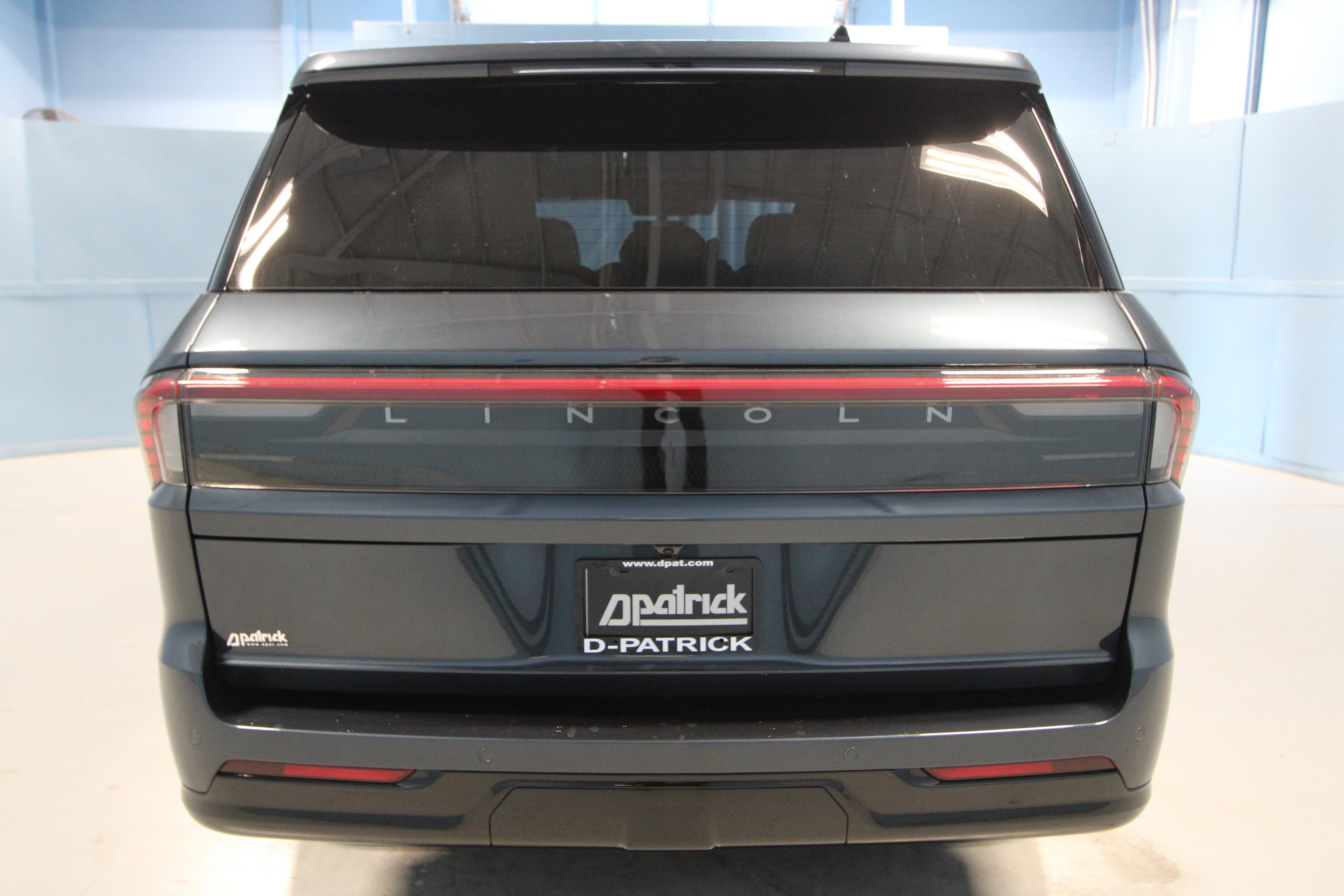 New 2025 Lincoln Navigator Reserve w/ Jet Appearance Package image 34