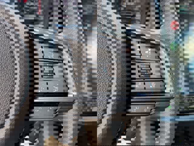 Certified 2025 Subaru Forester Limited w/ Protection Package image 25