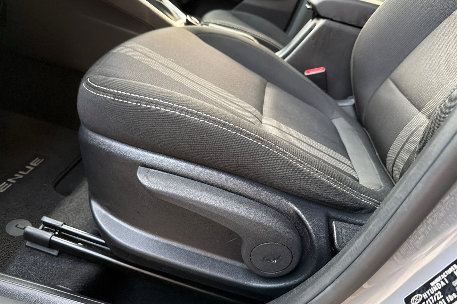 Certified 2023 Hyundai Venue SEL image 15