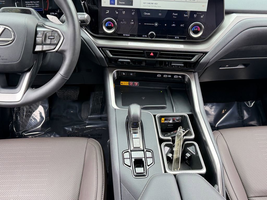 Certified 2024 Lexus TX 350 AWD w/ Captains Chair Package image 14