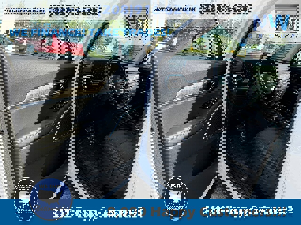 Used 2025 Kia Telluride SX w/ SX Captain's Chair Package image 6