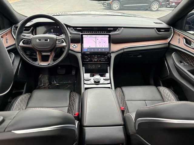 Used 2025 Jeep Grand Cherokee L Summit image 21