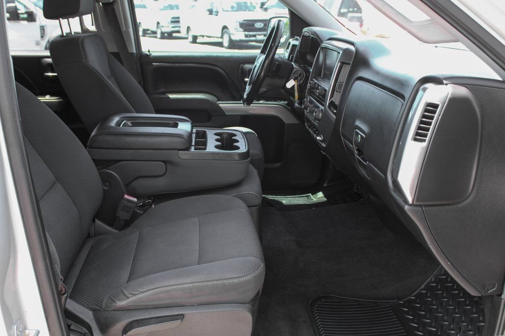 Used 2017 Chevrolet Silverado 1500 LT w/ All Star Edition AWD/4WD image 30