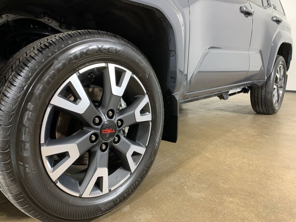 Used 2025 Toyota 4Runner TRD Sport Premium AWD/4WD image 2
