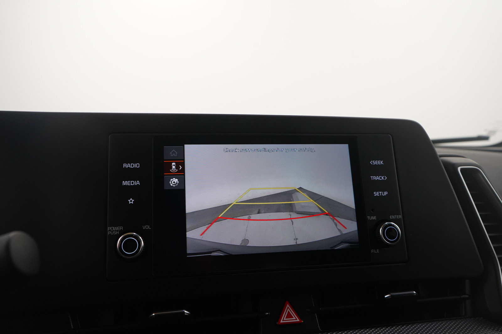 Used 2025 Kia Sportage LX image 27