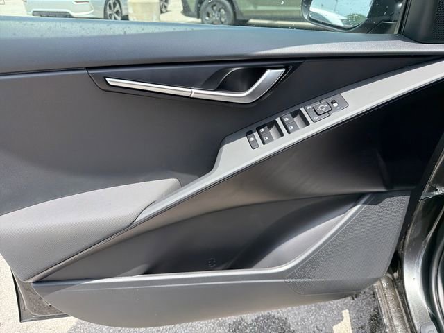New 2026 Kia Niro LX FWD image 16