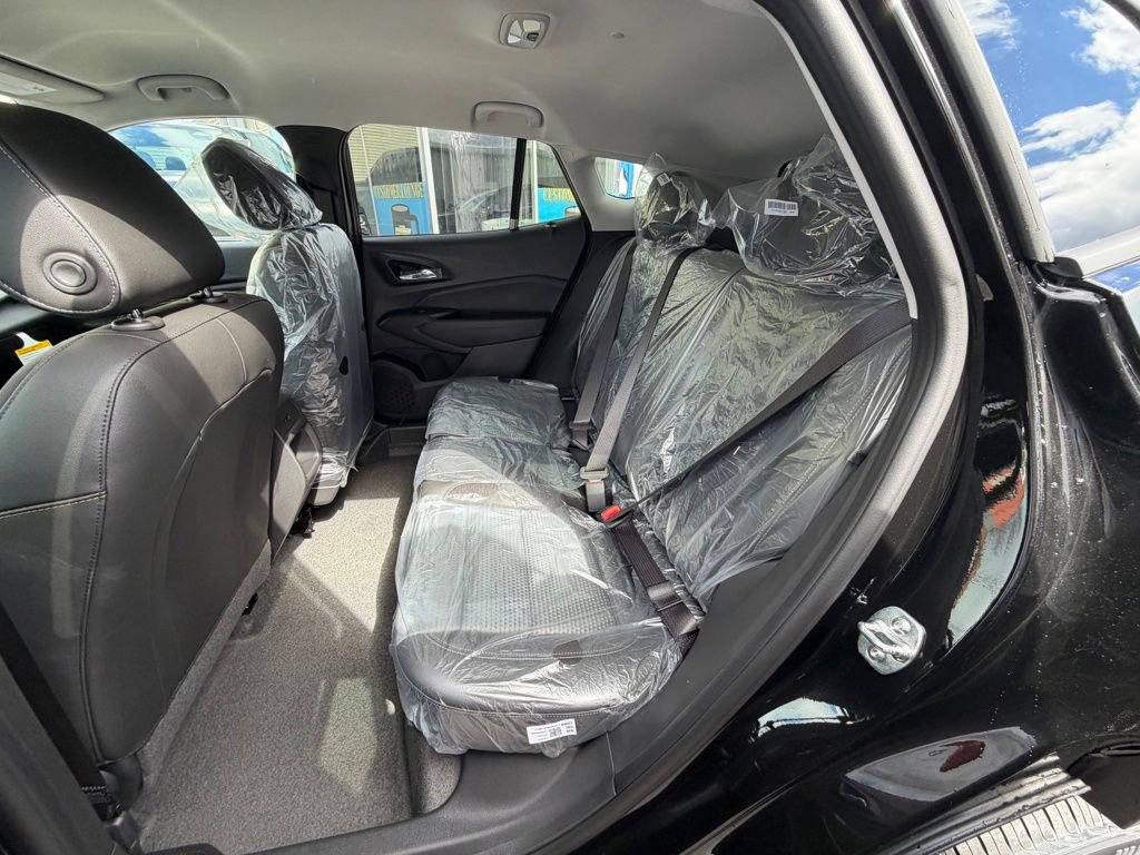 New 2026 Chevrolet Trax LT w/ Midnight Edition image 10