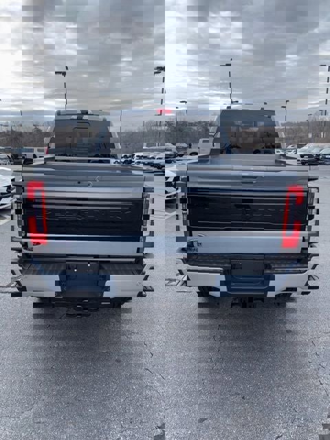 New 2026 Ford F350 Platinum w/ FX4 Off-Road Package image 38