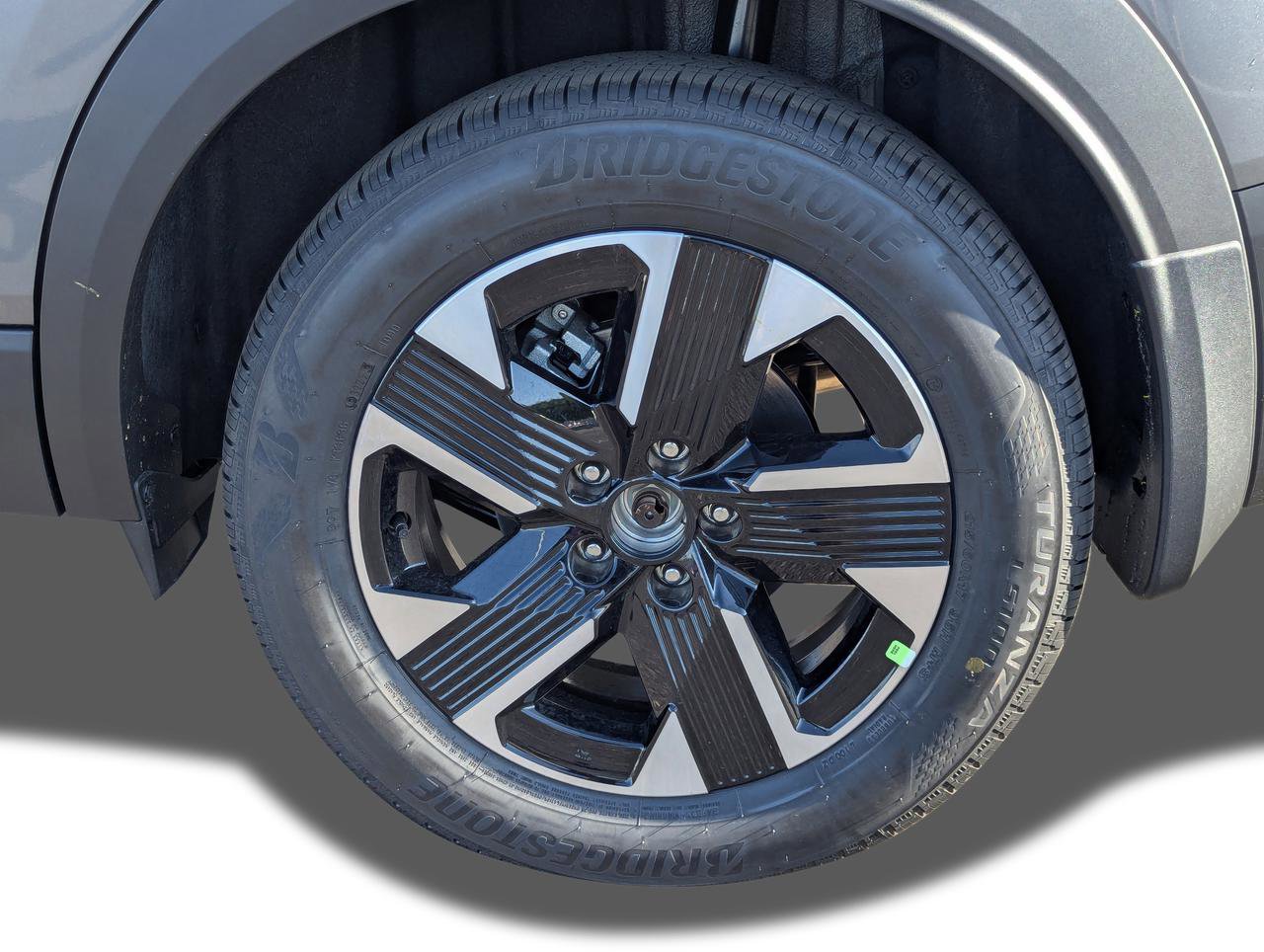 New 2026 Nissan Kicks SV image 9