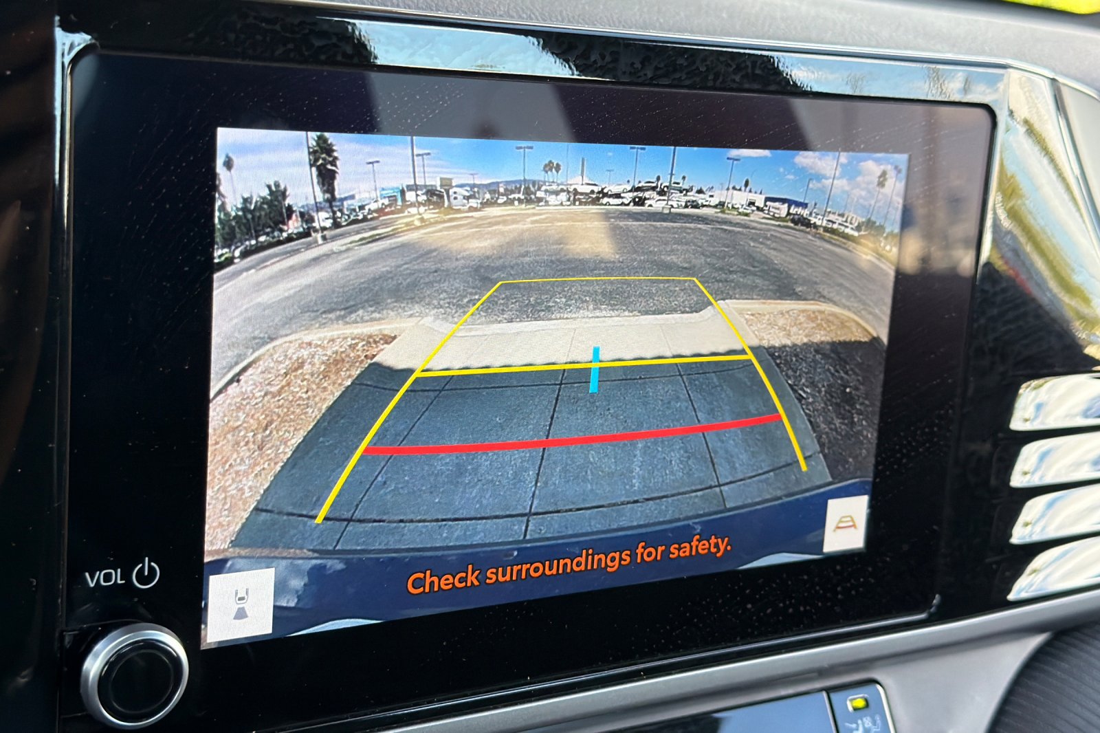 Used 2025 Toyota Camry SE FWD image 23