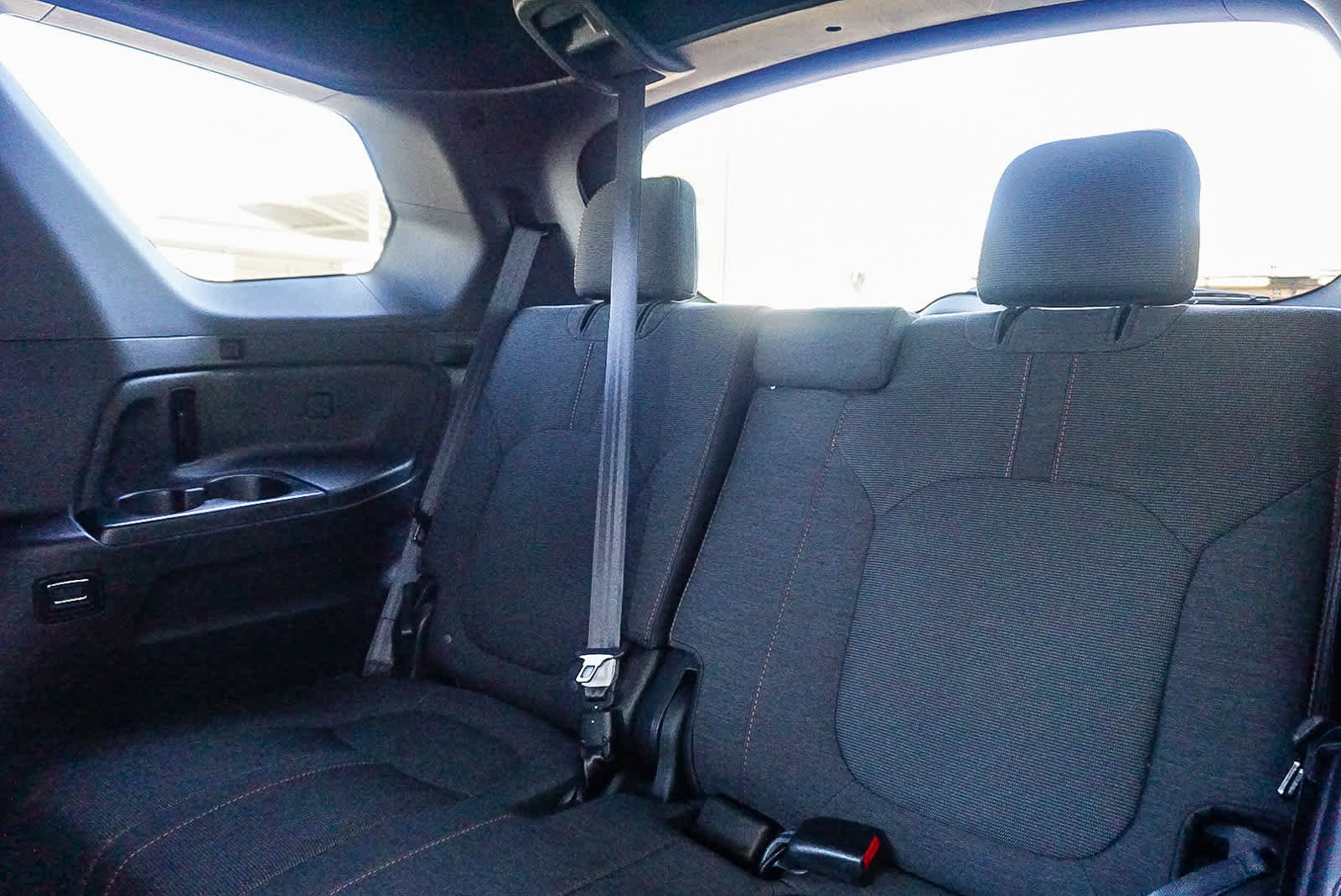 Used 2025 Honda Pilot Sport image 20