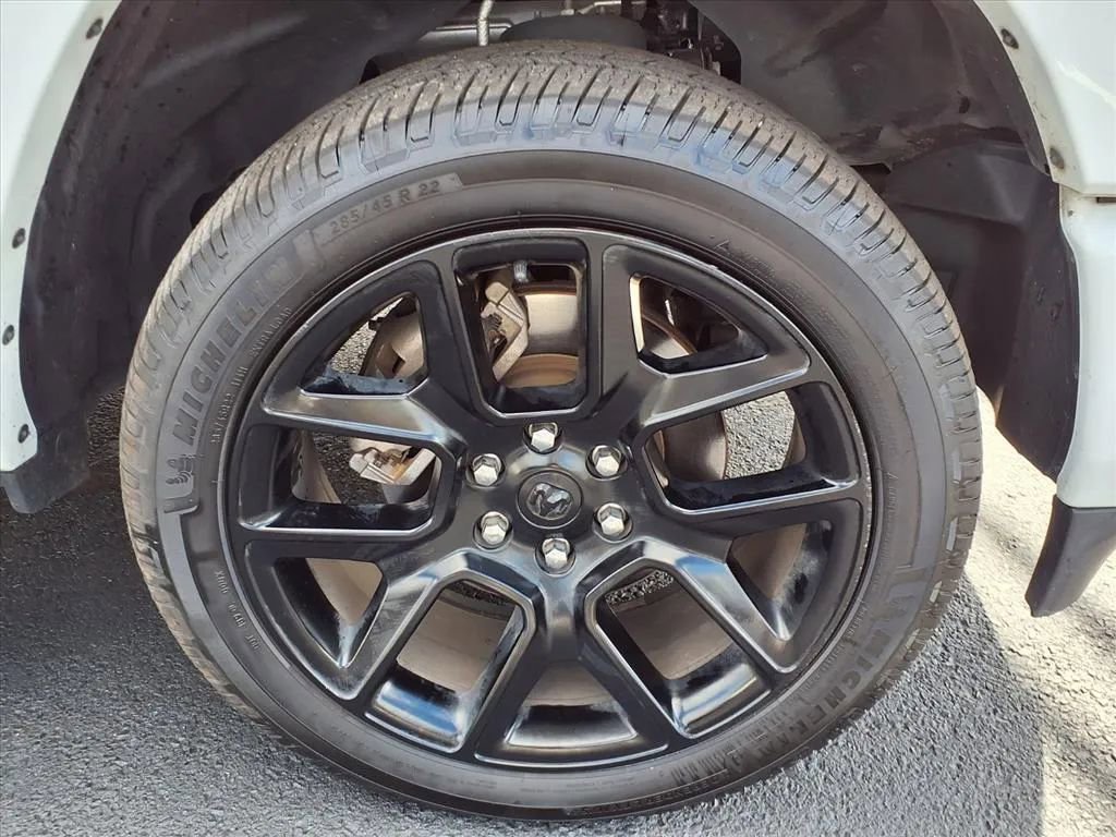 Used 2021 RAM 1500 Laramie image 9