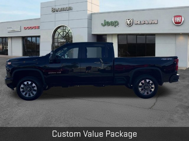 Used 2026 Chevrolet Silverado 2500 Custom w/ Custom Value Package AWD/4WD image 4