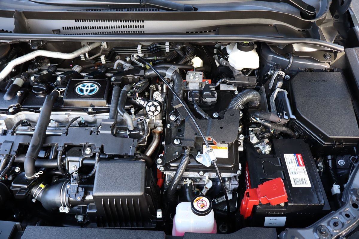Used 2023 Toyota Corolla LE FWD image 40