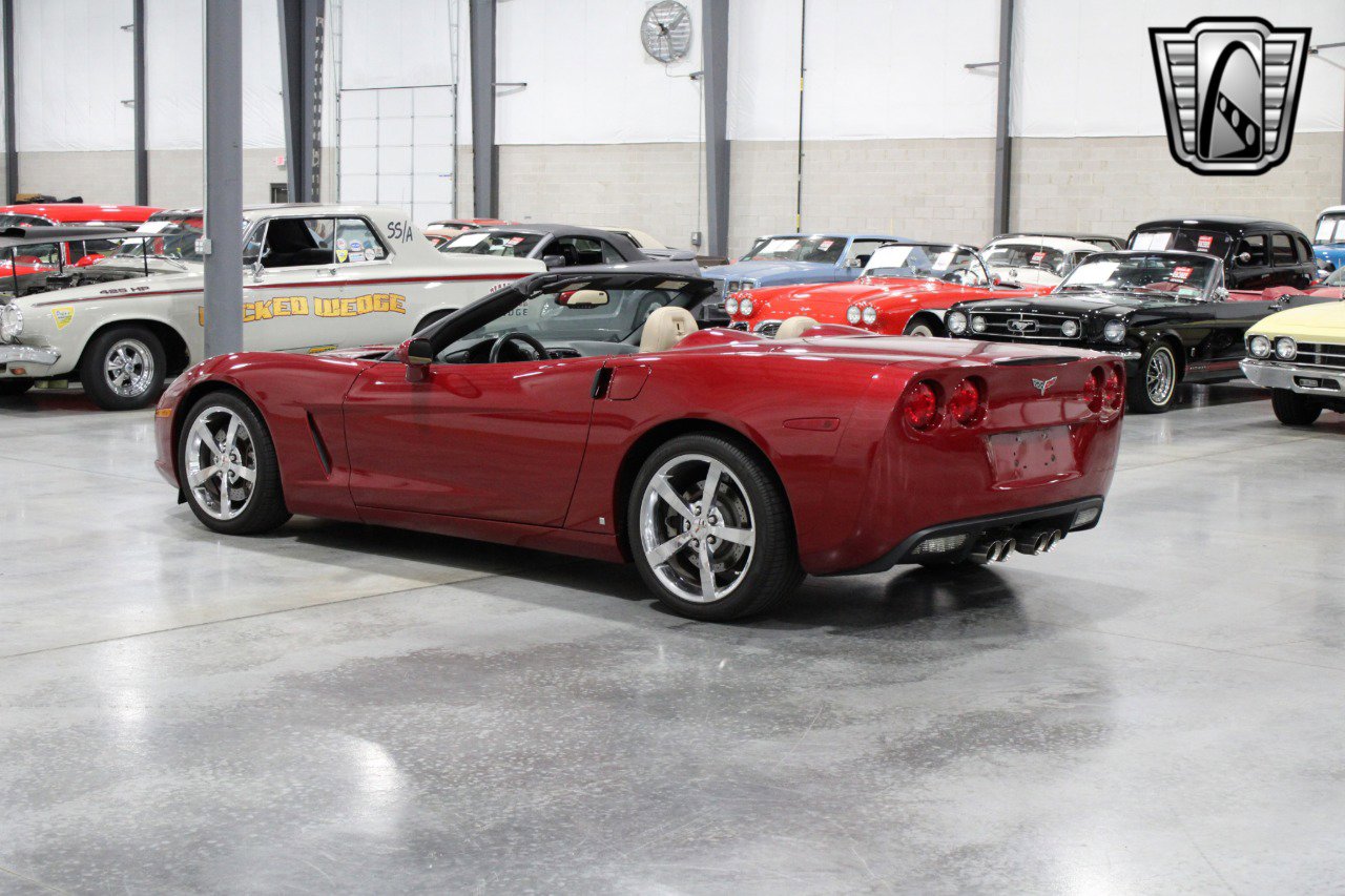 Used 2008 Chevrolet Corvette Convertible w/ Preferred Equipment Group image 3
