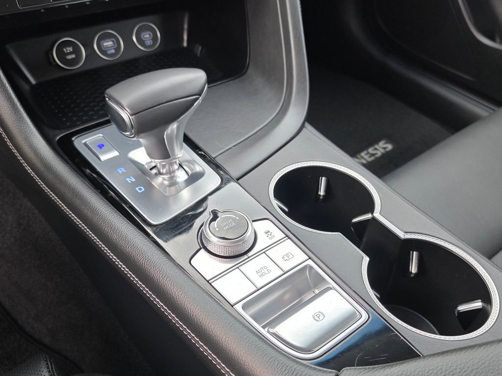 Used 2025 Genesis G70 2.5T AWD/4WD image 30