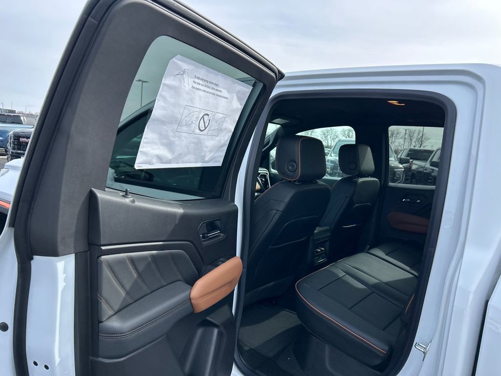 New 2026 GMC Canyon AT4 w/ AT4 Premium Package AWD/4WD image 34