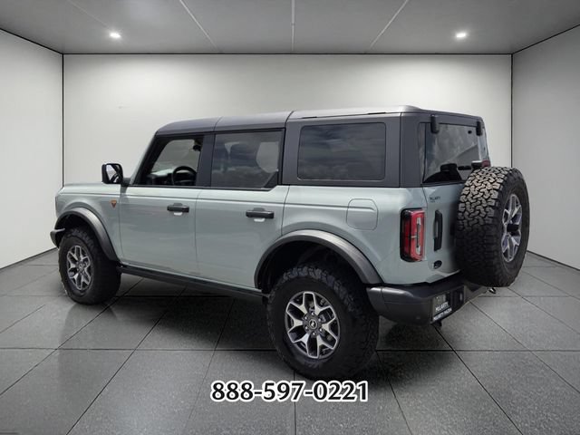 Used 2023 Ford Bronco Badlands AWD/4WD image 3
