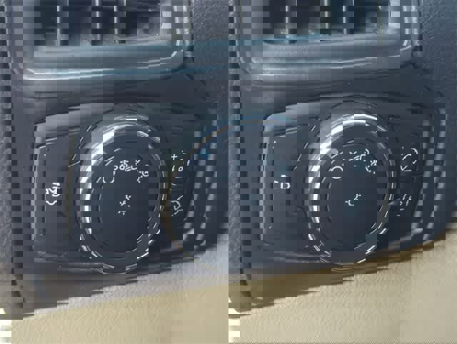 Used 2013 Ford Focus SE image 29