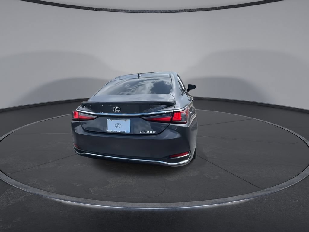 Certified 2024 Lexus ES 300h w/ Premium Package FWD image 9