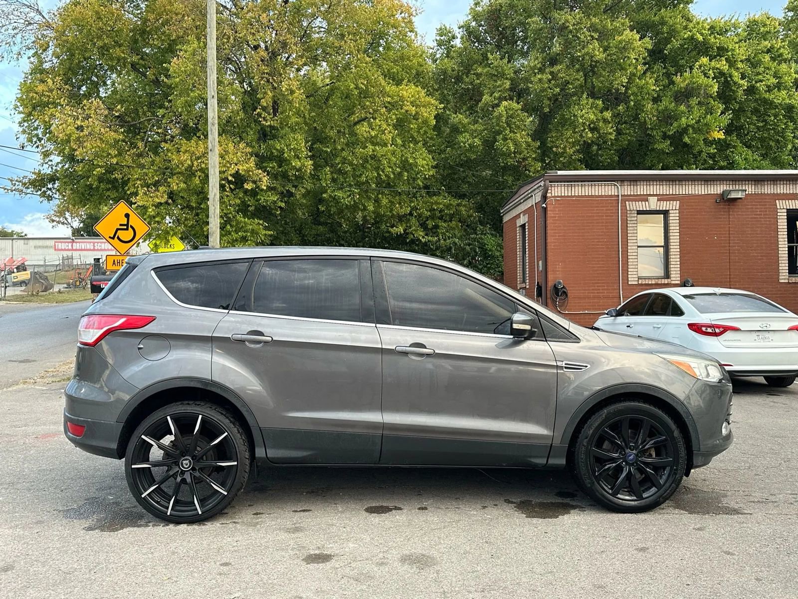 Used 2013 Ford Escape SEL image 4