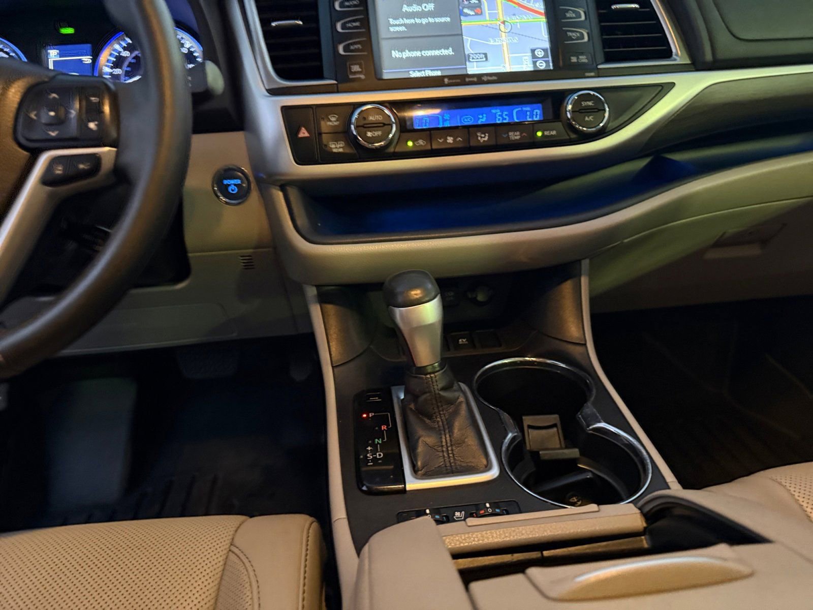 Used 2019 Toyota Highlander Limited image 11