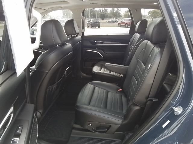 Used 2023 Kia Telluride SX Prestige image 11