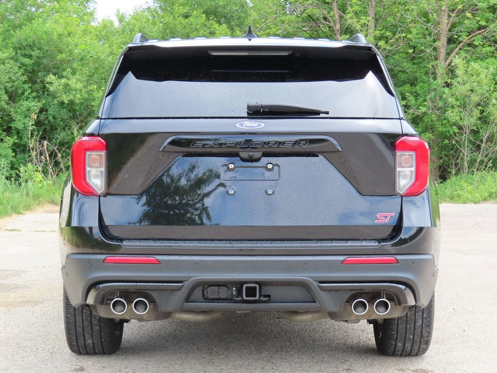 Used 2023 Ford Explorer ST w/ Technology Package AWD/4WD image 5