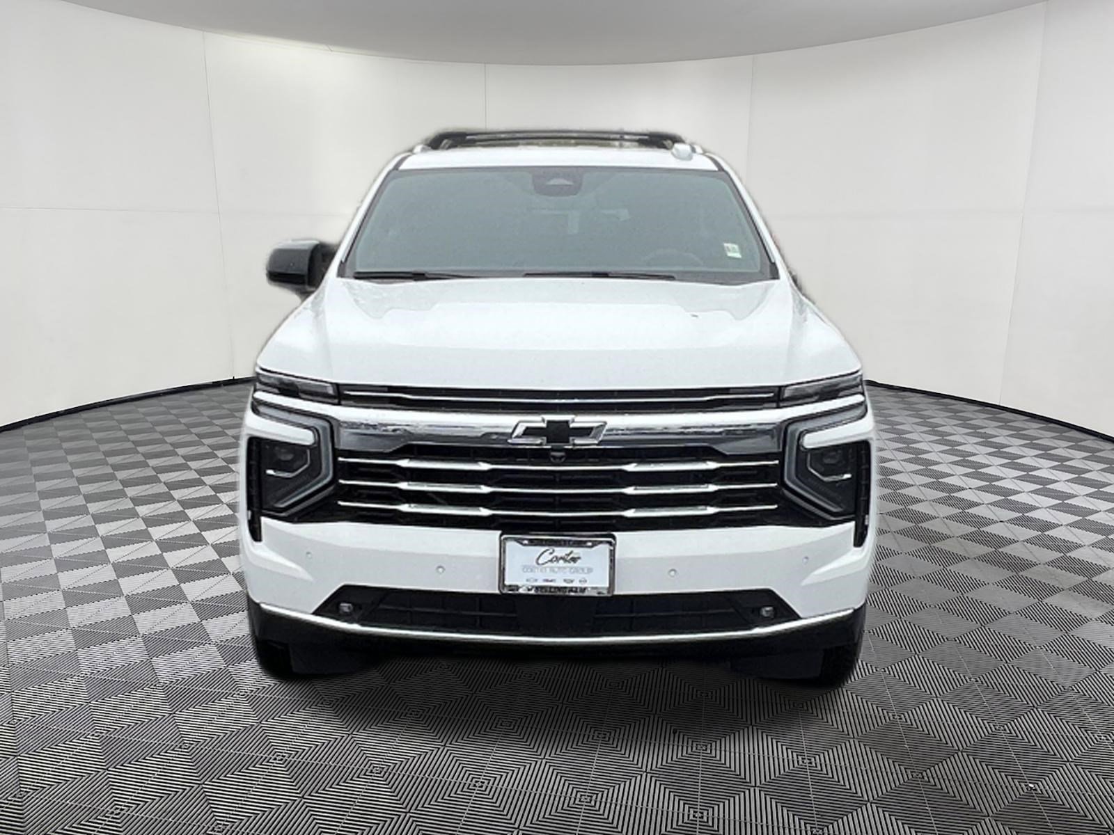 New 2026 Chevrolet Suburban LT w/ Comfort Package AWD/4WD image 2
