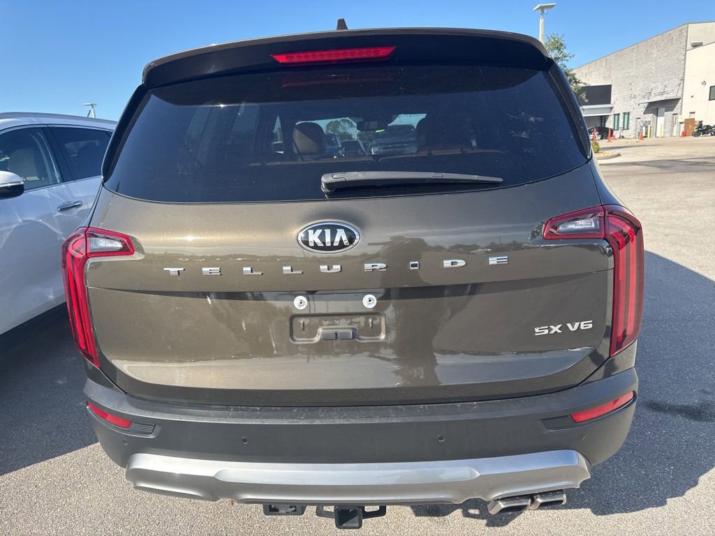 Used 2021 Kia Telluride SX w/ Towing Package FWD image 7