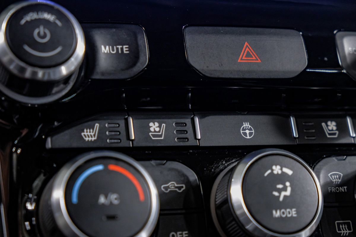 Used 2021 RAM 1500 Laramie image 24