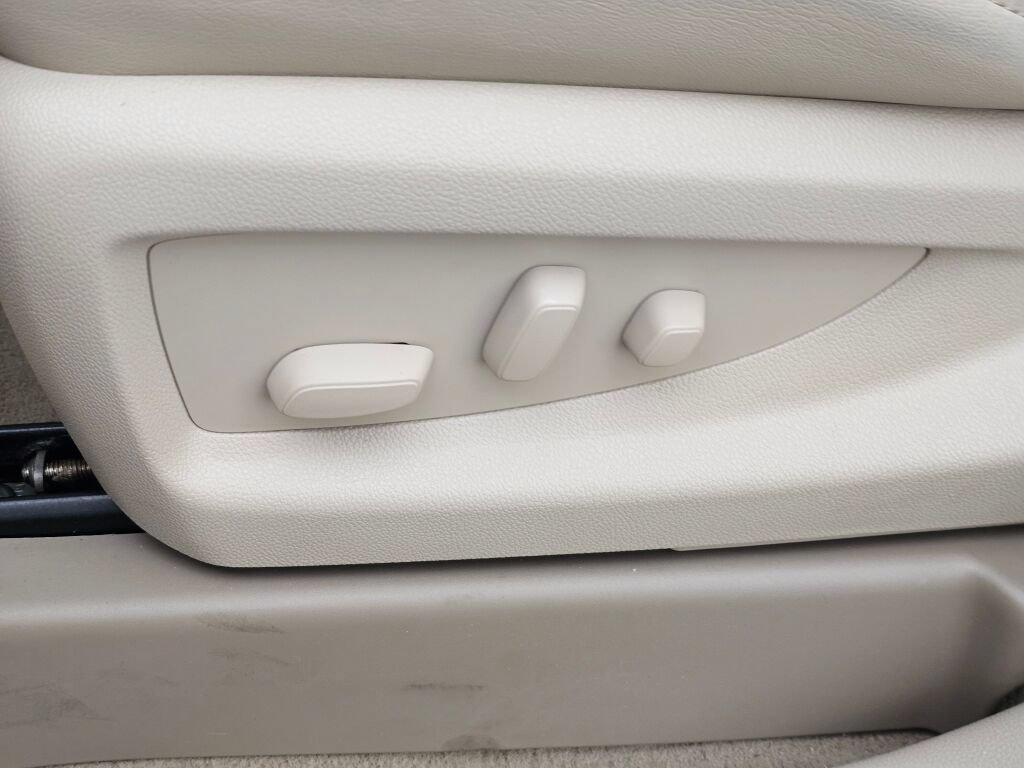 Used 2019 GMC Yukon Denali AWD/4WD image 36