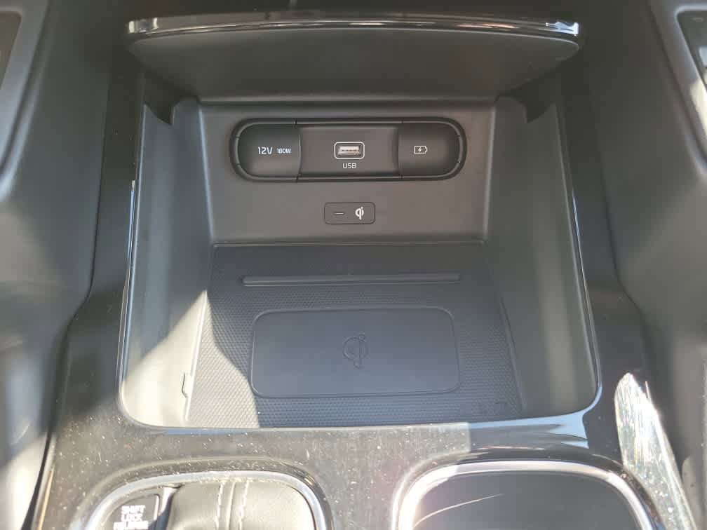 Used 2022 Kia Telluride SX w/ SX Prestige Package AWD/4WD image 18