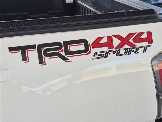 Used 2021 Toyota Tacoma TRD Sport w/ Technology Package AWD/4WD image 12