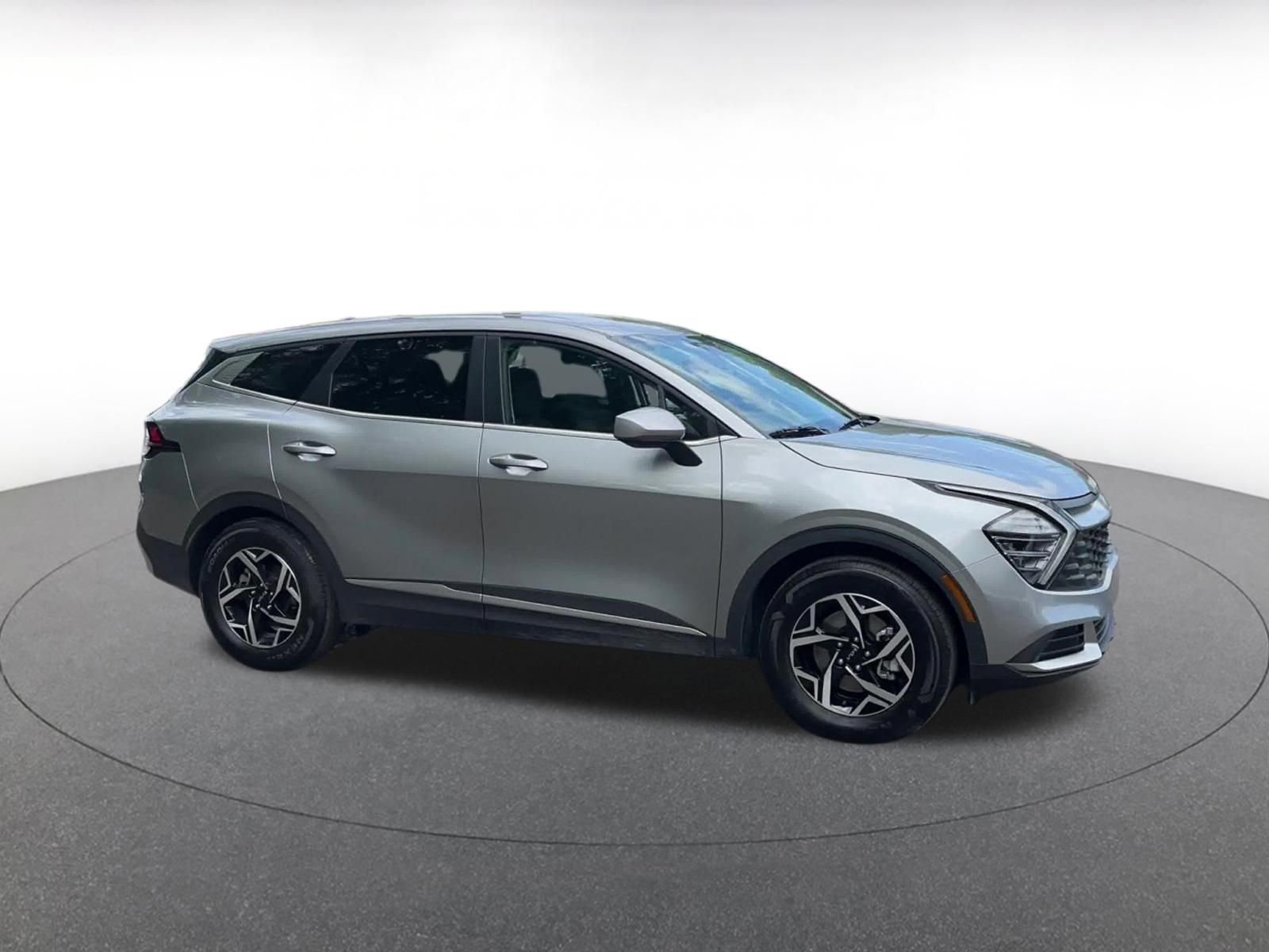 Used 2025 Kia Sportage LX video 2