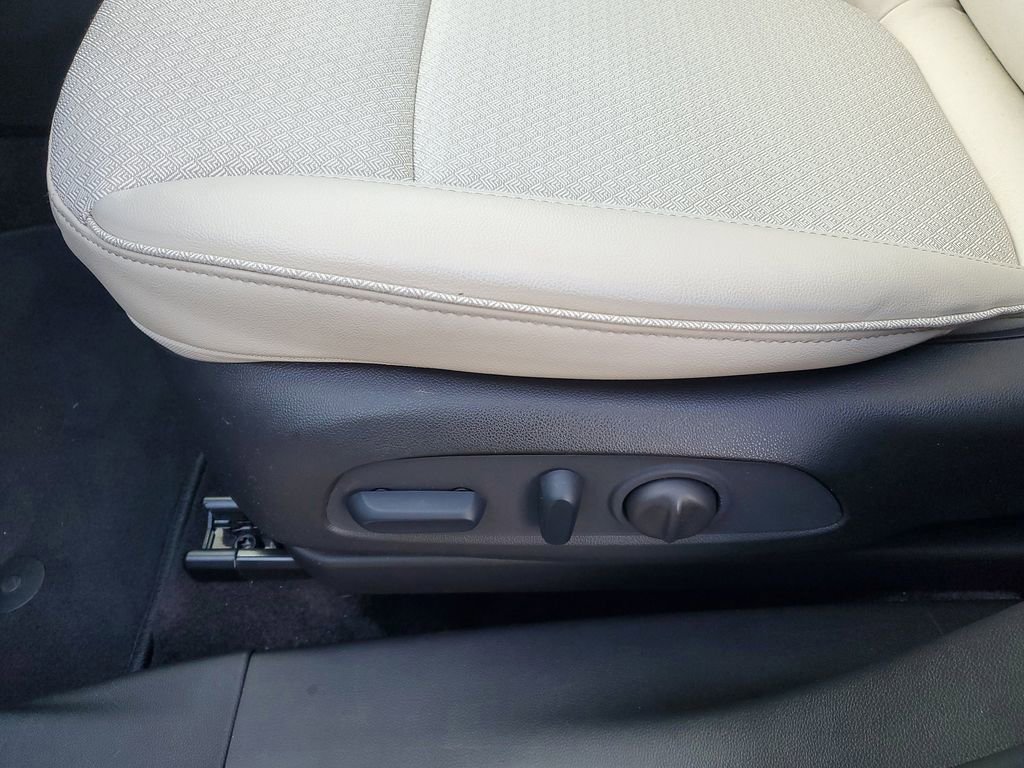 Certified 2023 Buick Encore GX Preferred w/ Cold Weather Comfort Package image 6