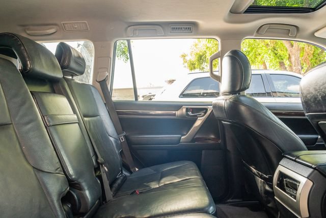 Used 2014 Lexus GX 460 w/ Premium Package AWD/4WD image 41
