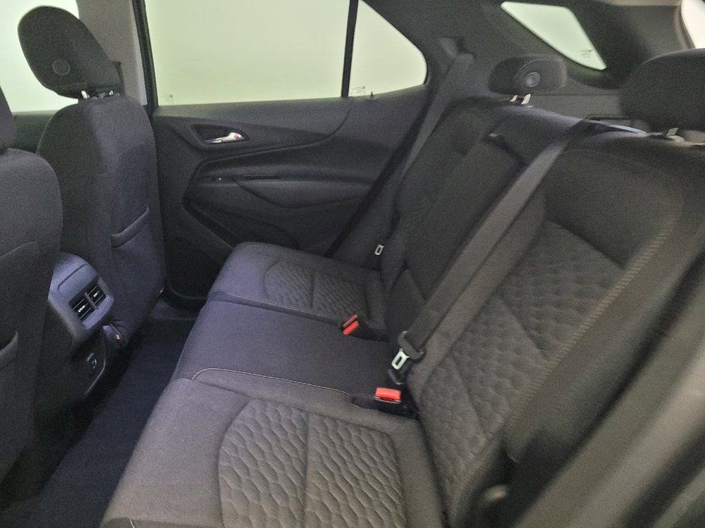 Used 2019 Chevrolet Equinox LT image 18