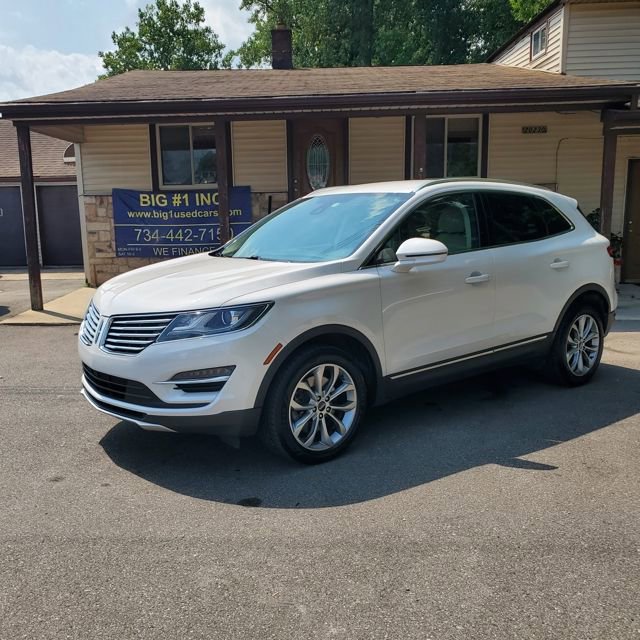 Used 2017 Lincoln MKC Select w/ Select Plus Package image 2