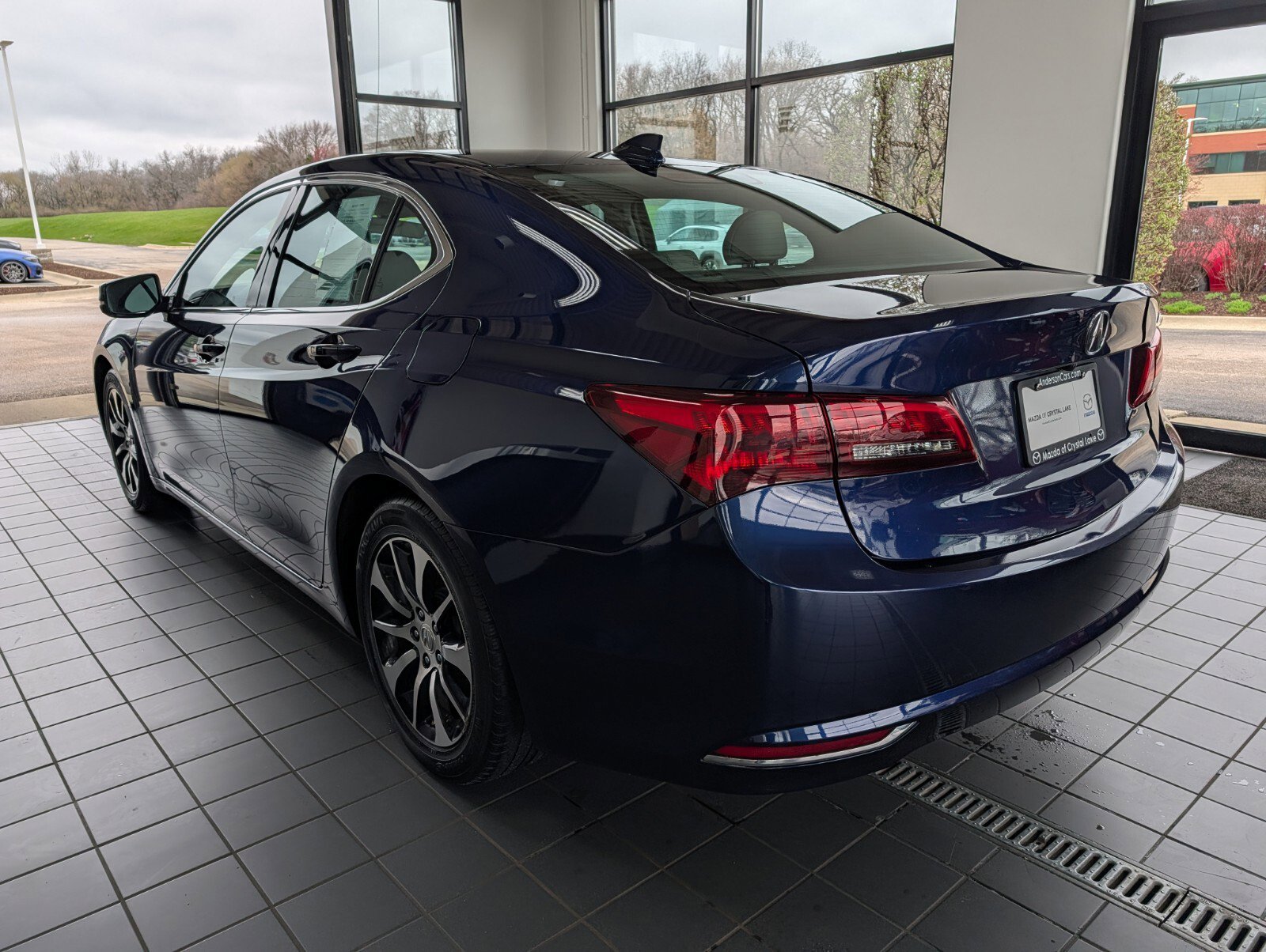 Used 2015 Acura TLX w/ Technology Package FWD image 5
