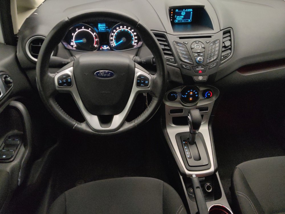 Used 2015 Ford Fiesta SE FWD image 22