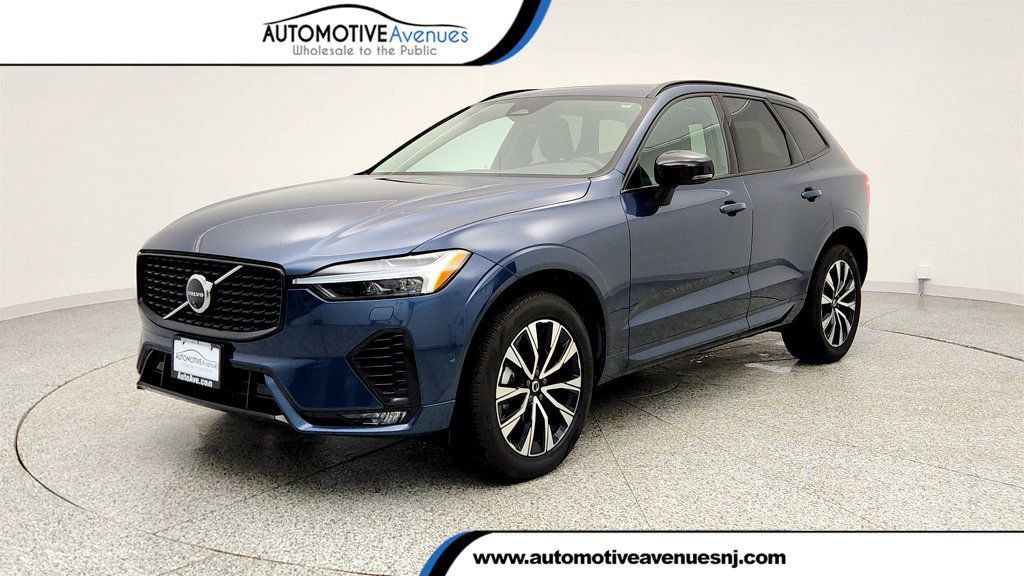 Used 2025 Volvo XC60 B5 Plus AWD/4WD image 1