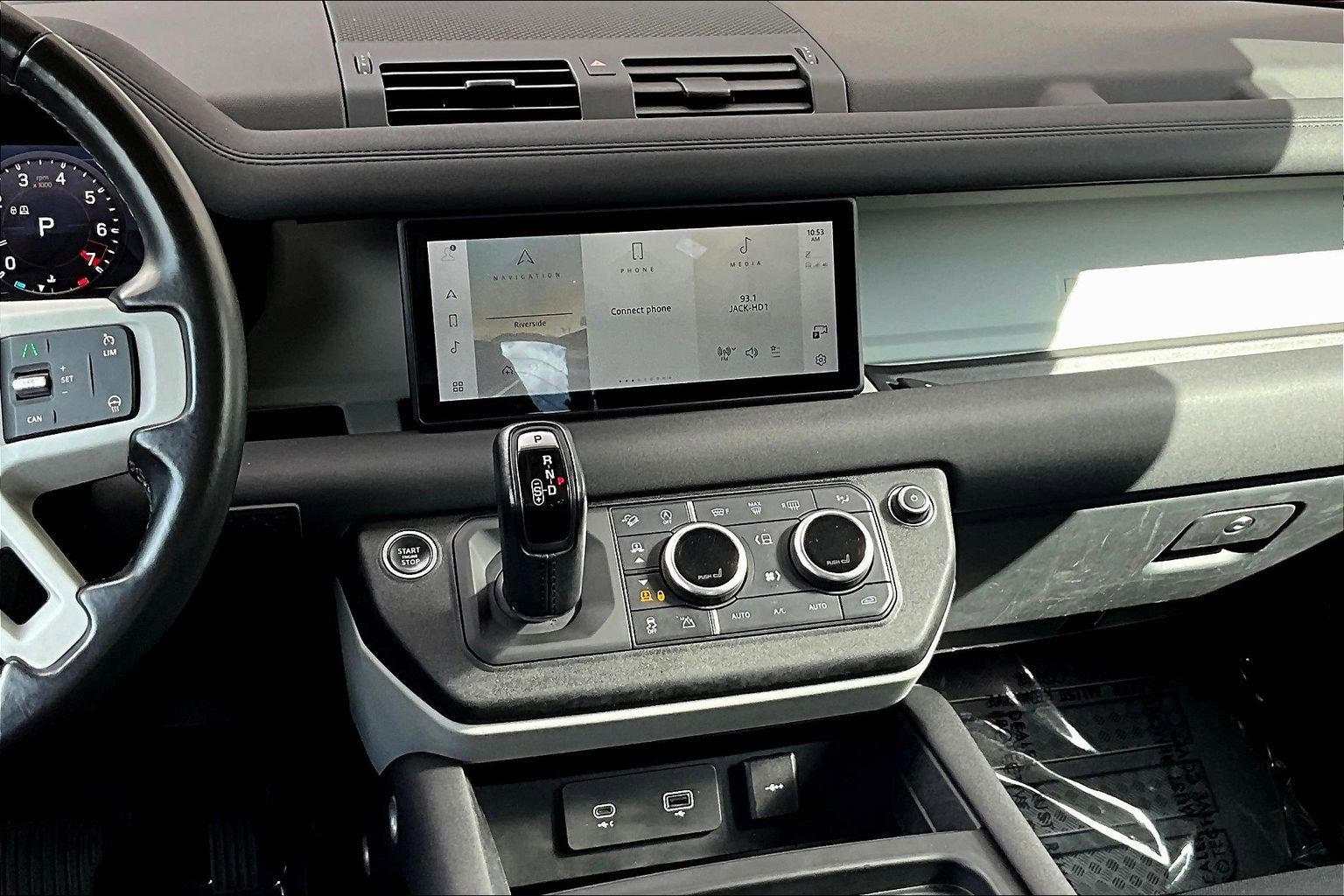 Used 2021 Land Rover Defender 110 S image 6