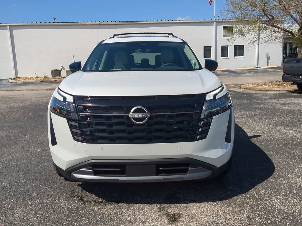 New 2026 Nissan Pathfinder SL w/ SL Premium Package AWD/4WD image 10