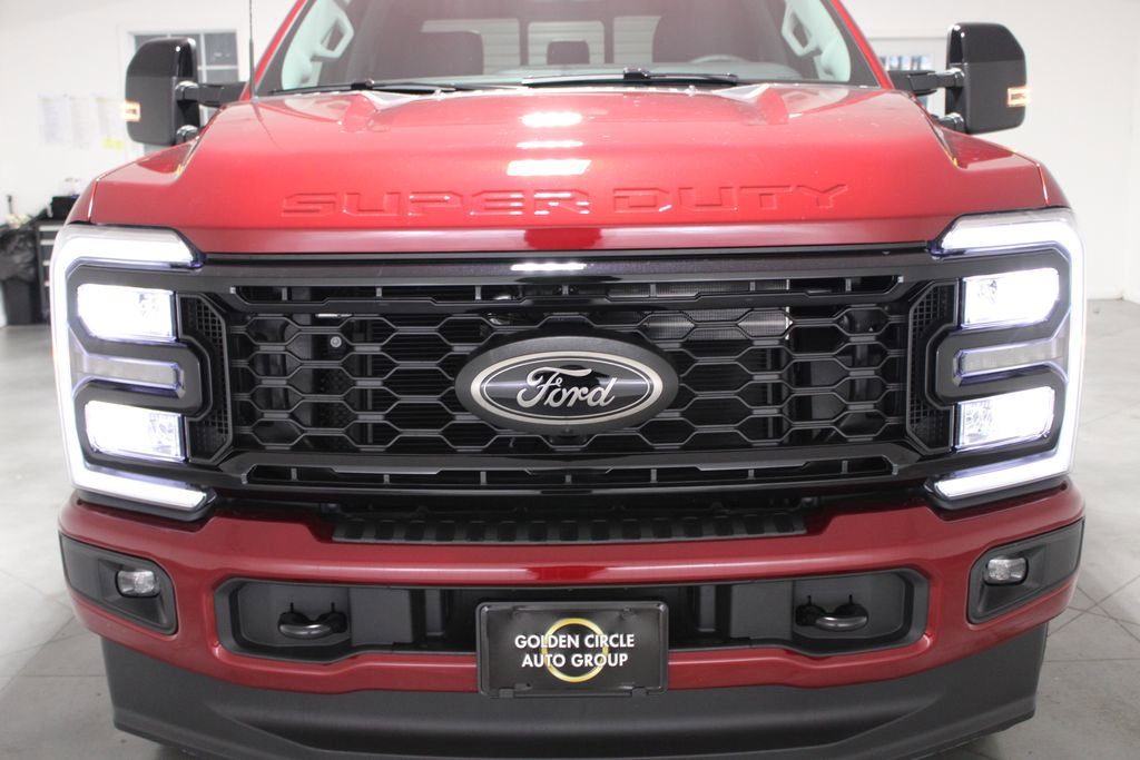 New 2026 Ford F250 Lariat w/ Black Appearance Package image 59