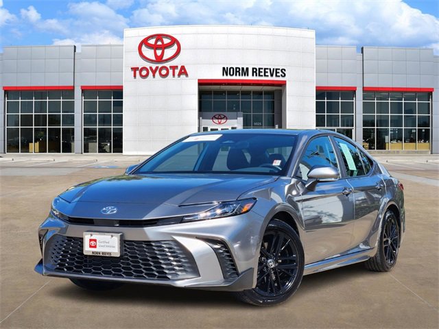 Used 2025 Toyota Camry SE