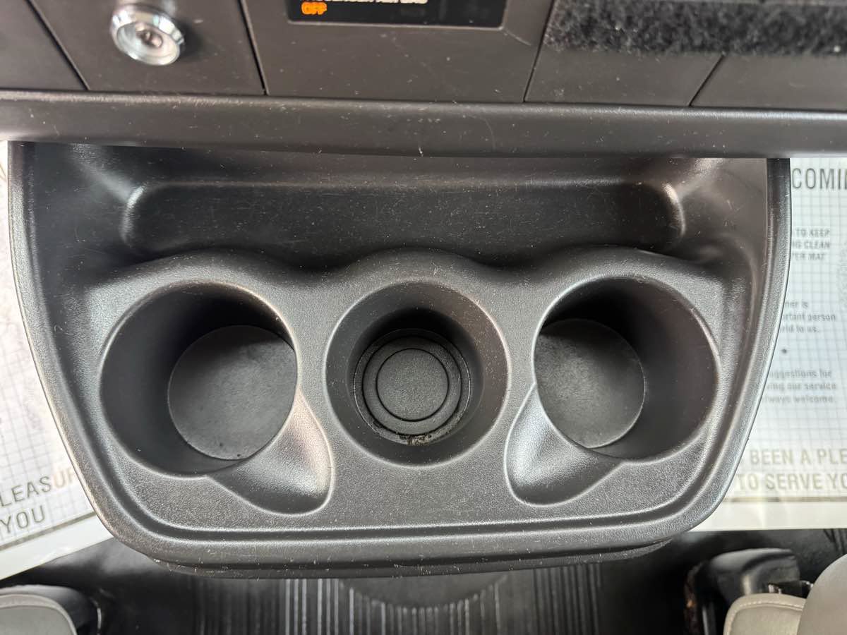 Used 2014 Chevrolet Express 1500 RWD image 17